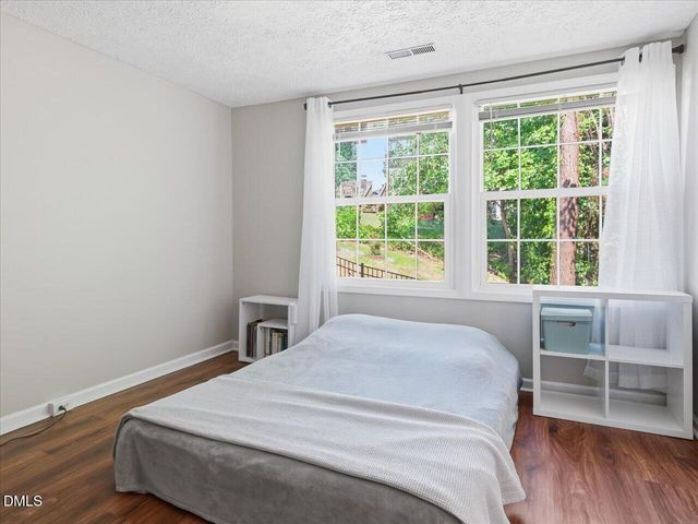 819 Genford Court, Raleigh, NC 27609