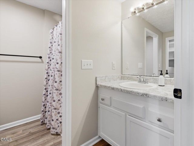 819 Genford Court, Raleigh, NC 27609