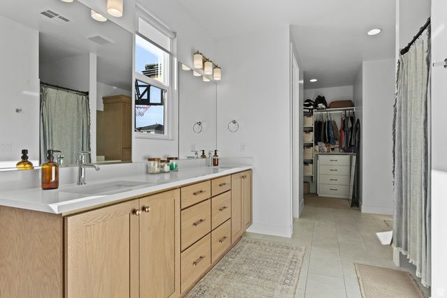 1883 S OLD STONE CV, Washington, UT 84780