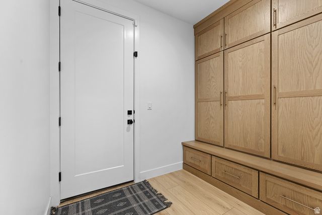 1883 S OLD STONE CV, Washington, UT 84780