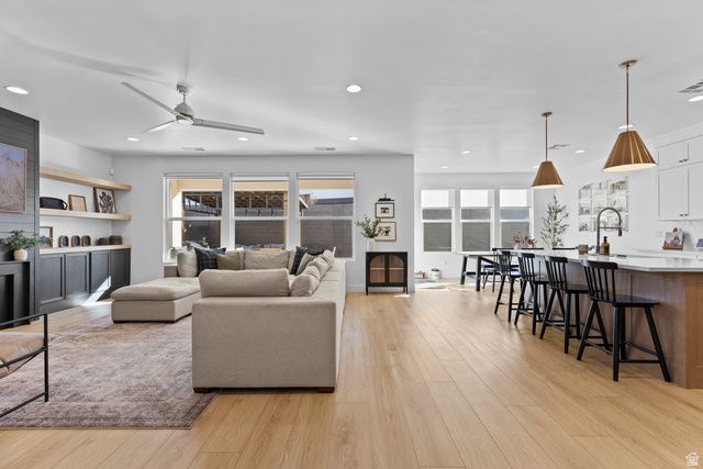 1883 S OLD STONE CV, Washington, UT 84780