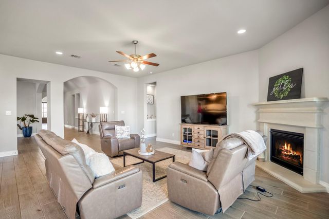 6914 Red Oak Drive, Katy, TX 77493