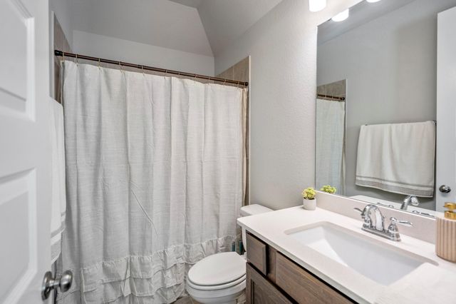 6914 Red Oak Drive, Katy, TX 77493