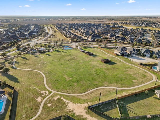 6914 Red Oak Drive, Katy, TX 77493