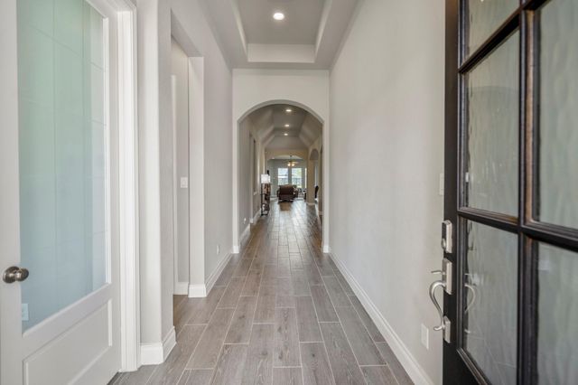 6914 Red Oak Drive, Katy, TX 77493