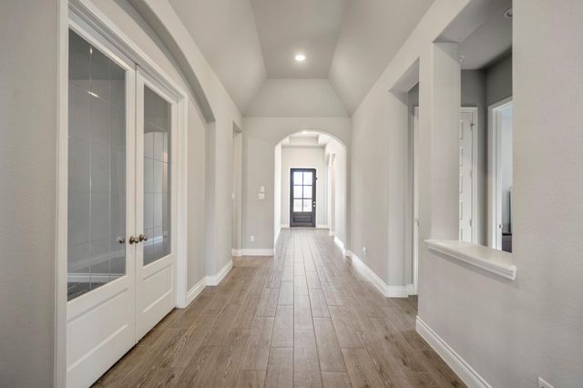 6914 Red Oak Drive, Katy, TX 77493