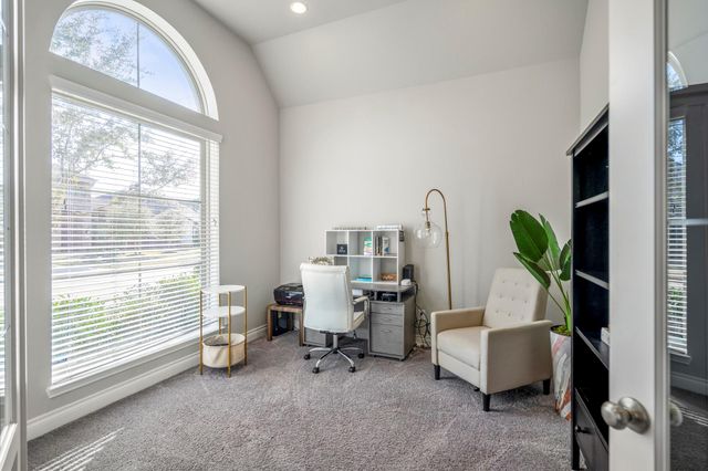 6914 Red Oak Drive, Katy, TX 77493