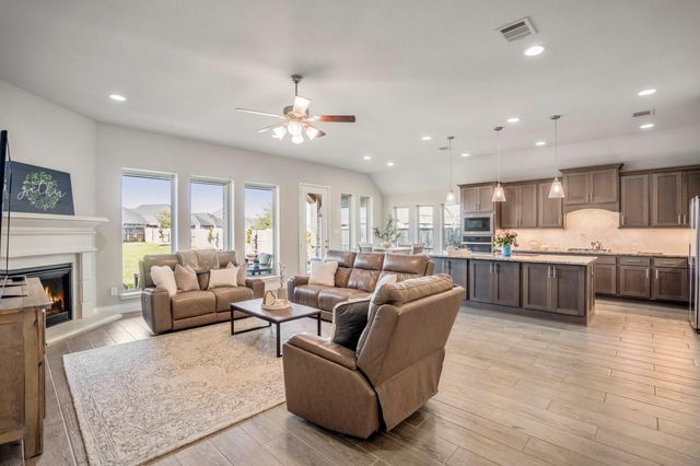 6914 Red Oak Drive, Katy, TX 77493