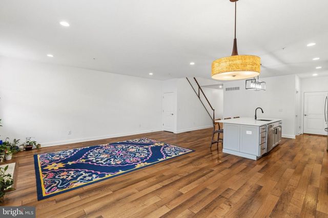 41 SPRING MILL RD, Warminster, PA 18974