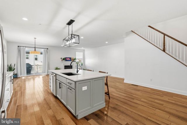 41 SPRING MILL RD, Warminster, PA 18974