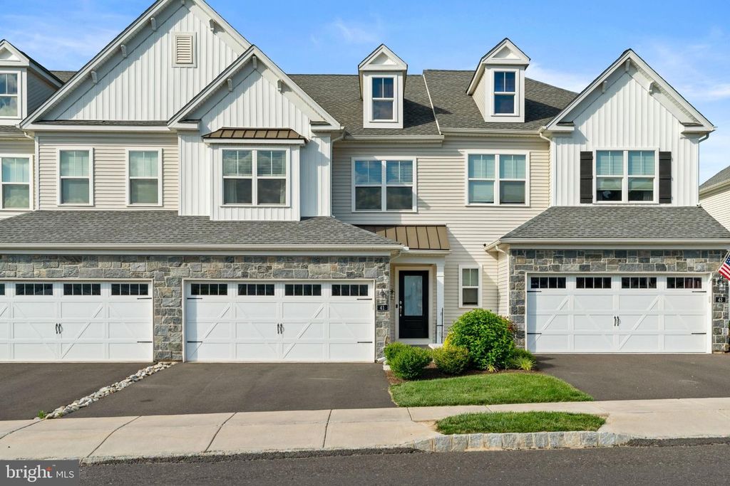 41 SPRING MILL RD, Warminster, PA 18974
