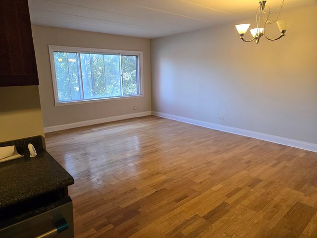 3909 W W 123RD ST. Street 205A, Alsip, IL 60803