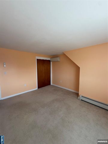 238 4th Street 2, Saddle Brook, NJ 07663