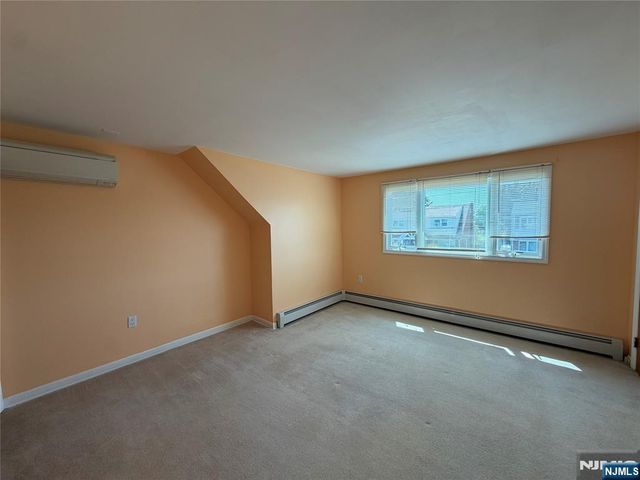 238 4th Street 2, Saddle Brook, NJ 07663