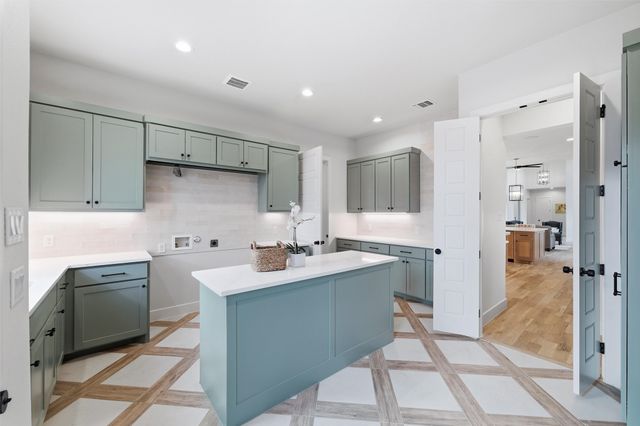 972 San Jacinto Drive, Aledo, TX 76008