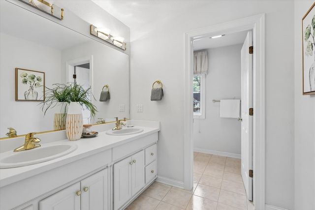 3031 Bayberry Road, Ames, IA 50014