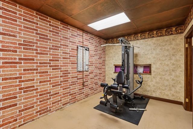 3031 Bayberry Road, Ames, IA 50014