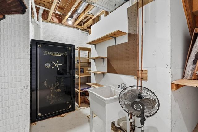 3031 Bayberry Road, Ames, IA 50014