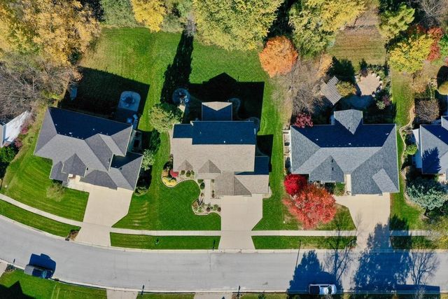 3031 Bayberry Road, Ames, IA 50014