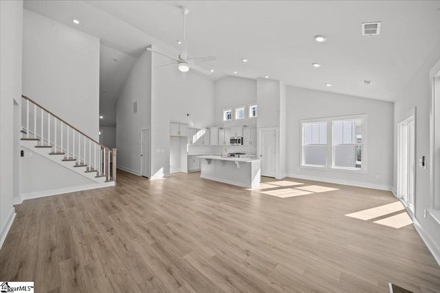 458 Amaryllis Lane, Woodruff, SC 29388