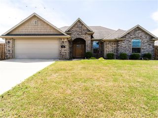 130 Cisterna Drive, Centerton, AR 72719