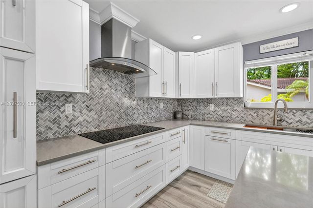 1860 NW 107th Terrace, Coral Springs, FL 33071