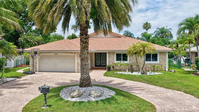 1860 NW 107th Terrace, Coral Springs, FL 33071
