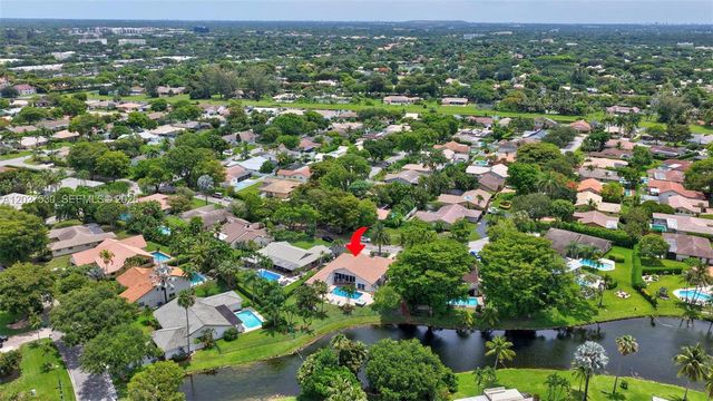 1860 NW 107th Terrace, Coral Springs, FL 33071
