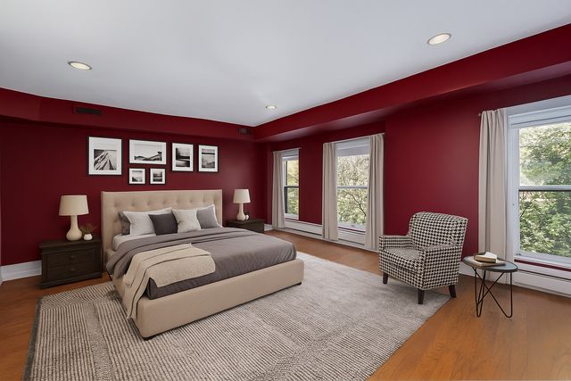 1957 W Schiller Street, Chicago, IL 60622