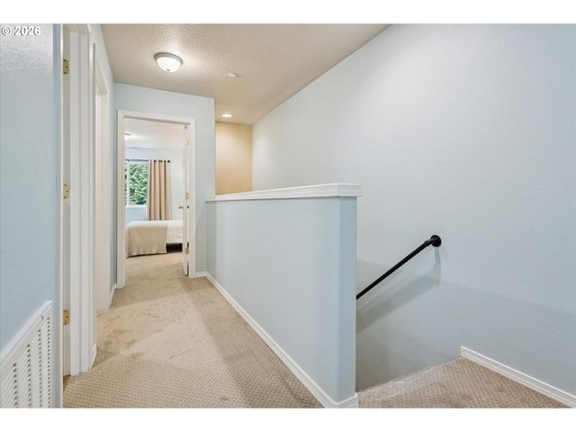 12805 Sw NIGHT HERON Ln 102, Beaverton, OR 97007