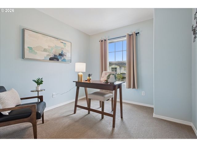 12805 Sw NIGHT HERON Ln 102, Beaverton, OR 97007