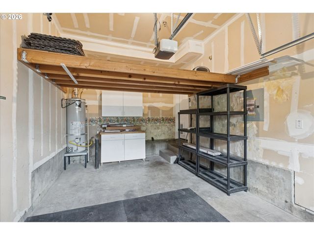 12805 Sw NIGHT HERON Ln 102, Beaverton, OR 97007