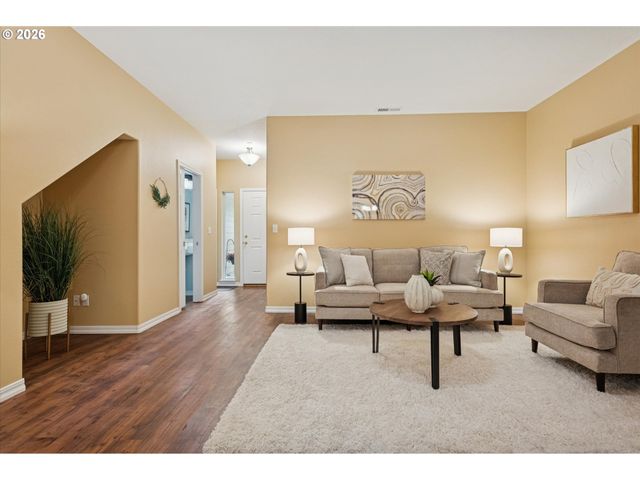 12805 Sw NIGHT HERON Ln 102, Beaverton, OR 97007