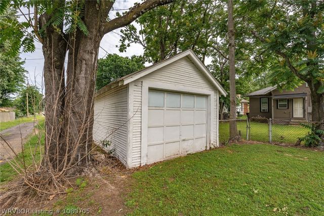 1122 S 21st Street, Fort Smith, AR 72901
