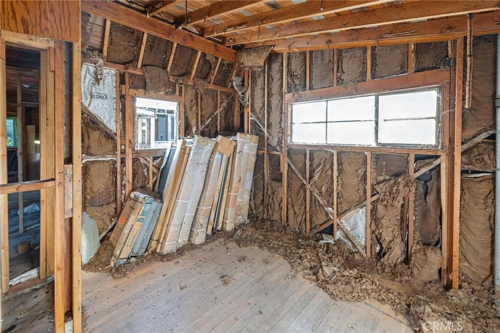 Image 14 of property listing at 10791 Citrus, Moorpark, CA 93021