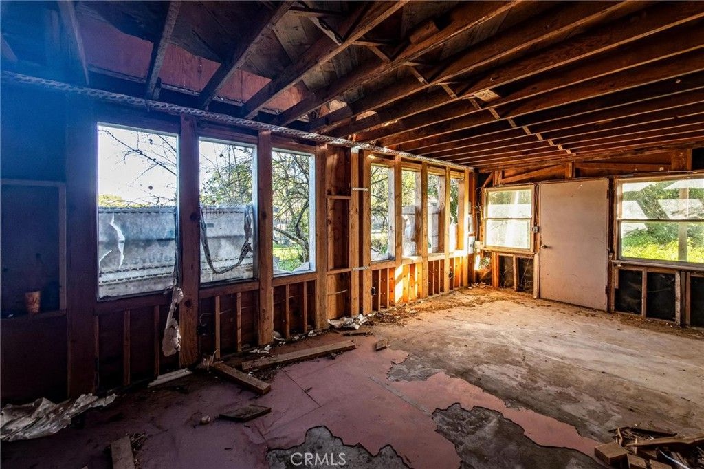 Image 38 of property listing at 10791 Citrus, Moorpark, CA 93021