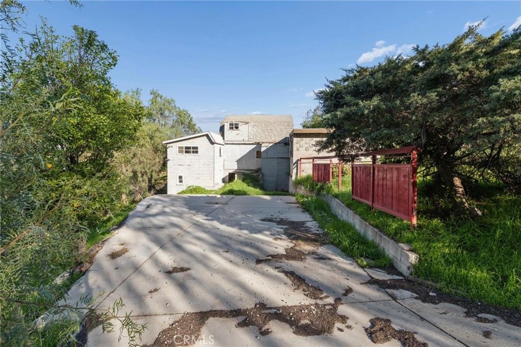 Image 9 of property listing at 10791 Citrus, Moorpark, CA 93021