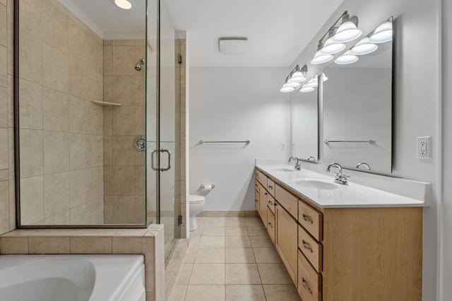 1060 Grand Avenue 300, Saint Paul, MN 55105