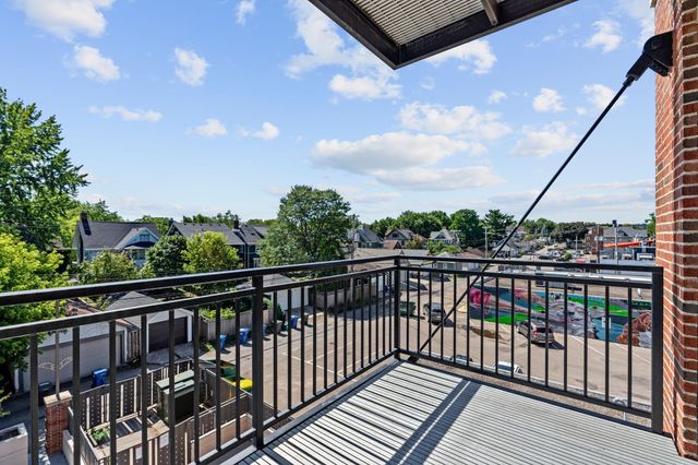 1060 Grand Avenue 300, Saint Paul, MN 55105