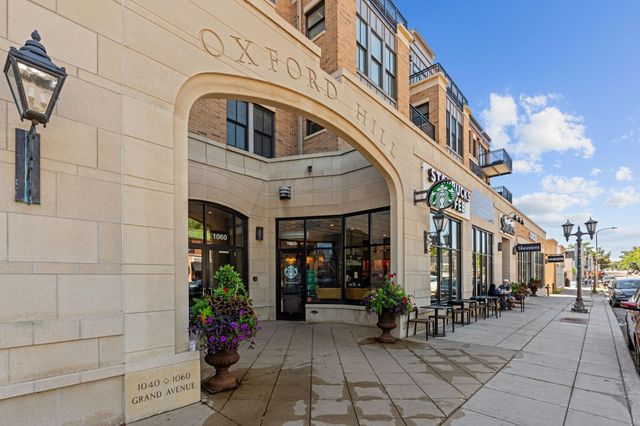 1060 Grand Avenue 300, Saint Paul, MN 55105