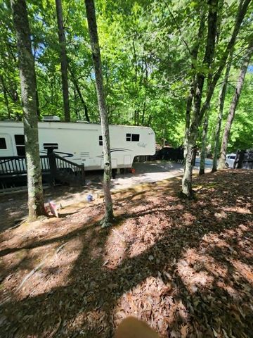 376 10th Street, Ellijay, GA 30540