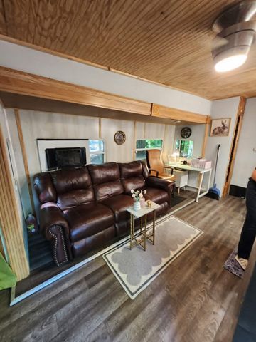 376 10th Street, Ellijay, GA 30540