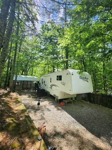 376 10th Street, Ellijay, GA 30540