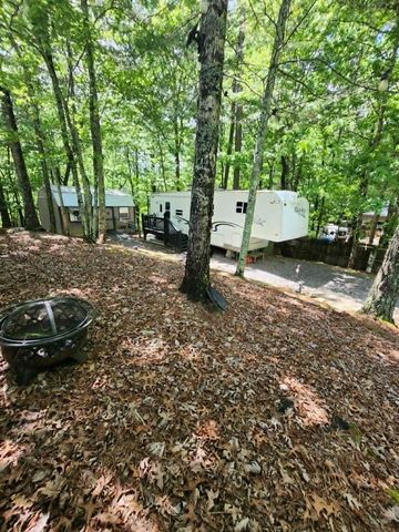 376 10th Street, Ellijay, GA 30540