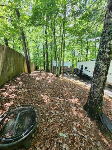 376 10th Street, Ellijay, GA 30540