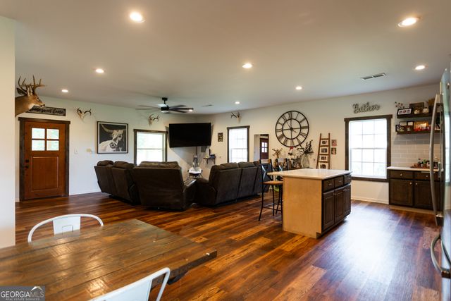 1441 Dickson Road, Rutledge, GA 30663