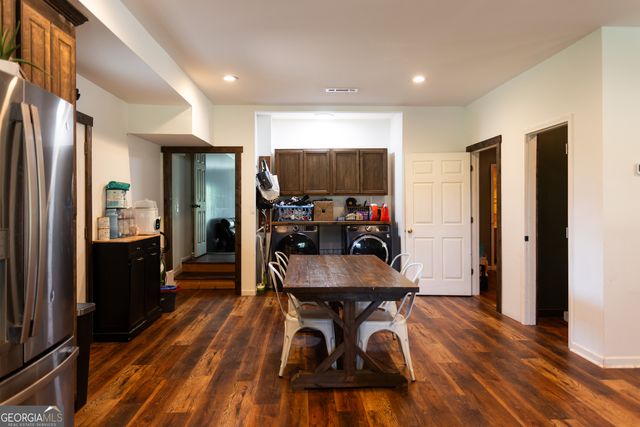 1441 Dickson Road, Rutledge, GA 30663