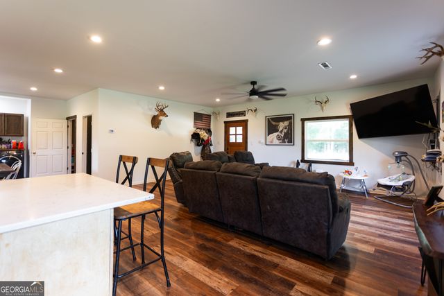 1441 Dickson Road, Rutledge, GA 30663