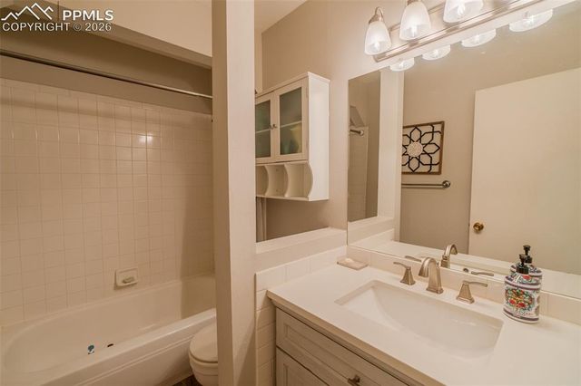 1314 Kern Street, Colorado Springs, CO 80915