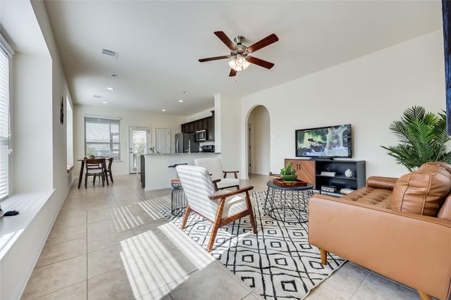 425 Canadian Springs DR, Leander, TX 78641